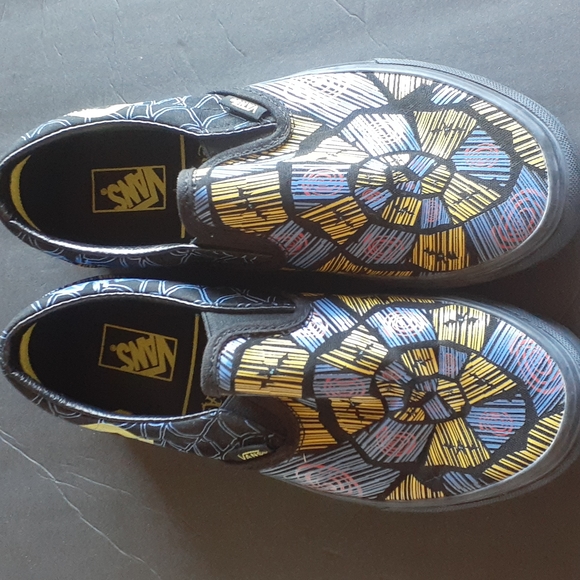 Van's nightmare before Christmas size 7